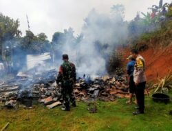 Polsek Cipaku Tinjau Lokasi Kebakaran Rumah Semi Permanen di Muktisari