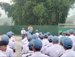 Kapolsek Pameungpeuk Pimpin Upacara, Tekankan Bahaya Narkoba dan Kenakalan Remaja