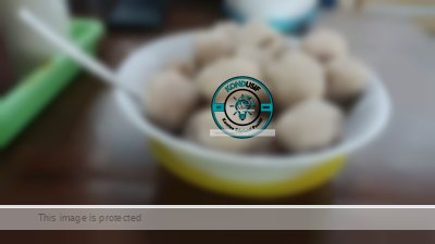 Satu porsi bakso balungan cabang Kawali yang boleh ambil sepuasnya (foto:Synster)