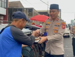 Polres Tasikmalaya Kota Bagikan 500 Paket Takjil, Wujud Kepedulian di Bulan Ramadan