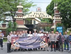 Wakapolda Jabar dan Media Kompak Berbagi Takjil, Ribuan Warga Terbantu