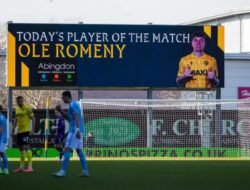 Ole Romeny Player of the Match, Meski Oxford United Takluk di Kandang