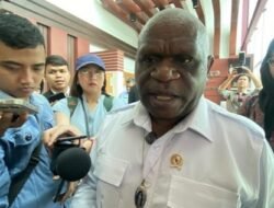 Menepis Isu Dwifungsi TNI, Natalius Pigai Tegaskan Komitmen Demokrasi