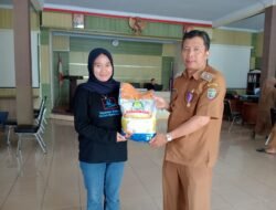 Yayasan Kesuma Galuh Kamulyaan Salurkan 30 Paket Bantuan di Desa Mangkubumi