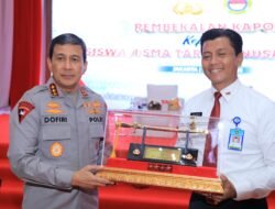 SMA Taruna Nusantara “Ngantor Sehari” di STIK Polri, Wakapolri Titip 3 Pesan Emas
