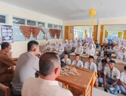 Rayakan Kelulusan Tanpa Konvoi, Kapolsek Cihaurbeuti Ajak Siswa SMAN 1 Pilih Cara Positif