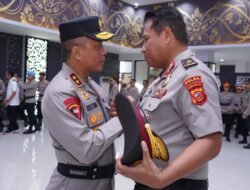 Kapolda Jabar Apresiasi Dedikasi Irwasda Melalui Kenaikan Pangkat Pengabdian