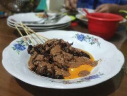 Sate Enak Gak Harus Fancy, Sate H. Etom Ciamis Buktinya