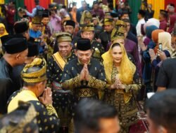 Kapolri Terima Anugerah Adat Ingatan Budi dari LAM Riau: Simbol Kehormatan, Amanah Moral, dan Komitmen Kebangsaan