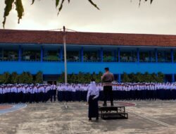 Polisi Pimpin Upacara di SMPN 1 Ciamis, Tekankan Antisipasi Geng Motor pada Pelajar