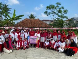 Kades Kamulyan Apresiasi Posyandu Lansia Ceria dalam Semarak HUT RI ke-80