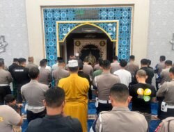 Polres Garut Gelar Salat Gaib untuk Driver Online Affan Kurniawan