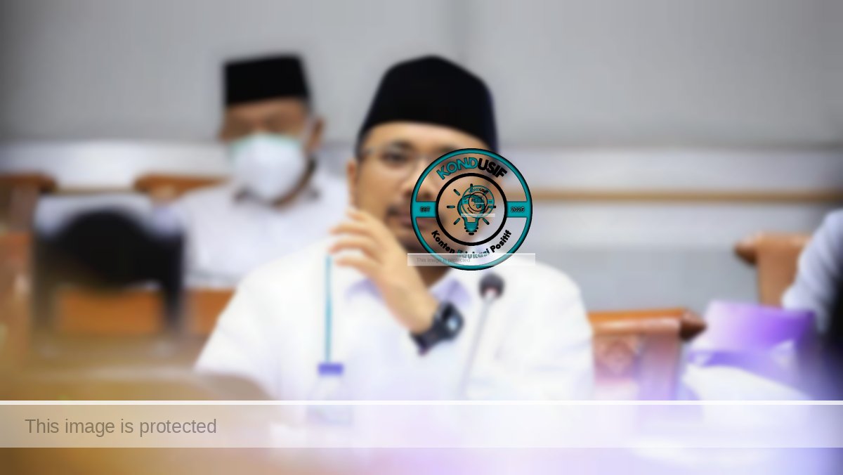 Yaqut Cholil Qoumas (web)