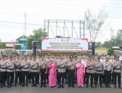 Kapolres Ciamis Beri Penghargaan Kenaikan Pangkat kepada Dua Personel Polri