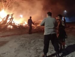 Api Lumat Empat Rumah di Pameungpeuk, Warga Panik Berlarian Selamatkan Diri