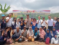Polres Ciamis Dorong Petani Jagung Mandiri dan Produktif Lewat Penanaman Serentak Kuartal IV