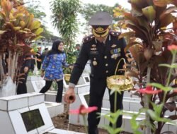 Ziarah dan Tabur Bunga di TMP Imbanagara, Polres Ciamis Peringati Hari Pahlawan dengan Khidmat