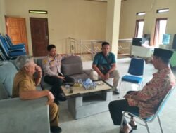 Kapolsek Cihaurbeuti Sambang Kepala Desa, Perkuat Koordinasi Kamtibmas