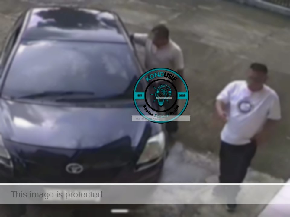 Keterangan foto : tangkapan layar kamera CCTV di Desa Utama