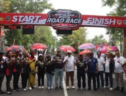 Polres Ciamis Amankan Road Race Seri 2 Piala Kapolres, Ribuan Penonton Terjaga Aman