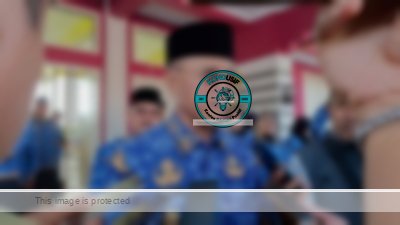 Bupati Ciamis, Herdiat Sunarya usai menyerahkan SK secara simbolis kepada PPPK Paruh Waktu di Stadion Galuh