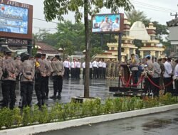 Basah oleh Hujan, Semangat Pelayanan Nataru Tetap Tegak di Mapolres Ciamis