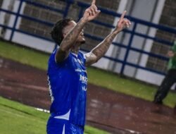 Sundulan Ramon Selamatkan Persib, Maung Bandung Melaju sebagai Juara Grup ACL Two