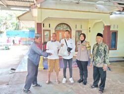 Polsek Ciamis Bantu Korban Angin Puting Beliung, Gerak Cepat Salurkan Bantuan di Baregbeg