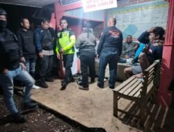 Pastikan Warga Tidur Nyenyak, Personel Polsek Rajadesa Sisir Pemukiman Hingga Pelosok Desa