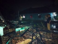 Ludes Terbakar, Polsek Kawali Sigap Amankan TKP Kebakaran Rumah di Karangpawitan