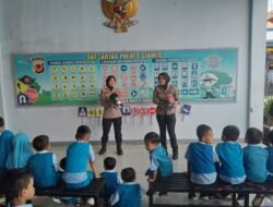 ​”Sampai Bunyi Klik!”: Satlantas Polres Ciamis Ajarkan Tertib Lalu Lintas Sambil Bermain dengan Siswa TK