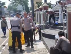 Wujudkan Ruang Publik Sehat, Polres Ciamis Gelar Aksi Bersih Lingkungan Massal