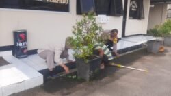 Polsek Cikoneng Percantik Lingkungan Mako demi Kenyamanan Publik