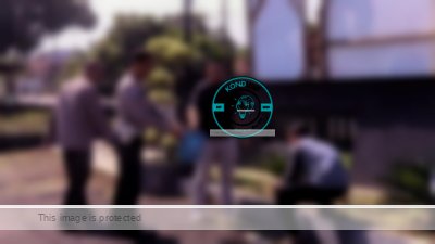 Personel Polsek Banjarsari Bahu-Membahu Tata Kebersihan Mako