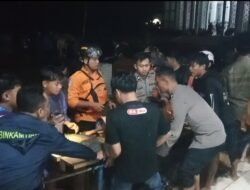 Aksi Dramatis Tim Gabungan Selamatkan Lansia Saat Tanggul Citalahab Jebol