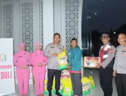 Terjang Lumpur dan Salurkan Bantuan: Aksi Cepat Kapolres Ciamis Pulihkan Desa Bangunsari Pasca Banjir