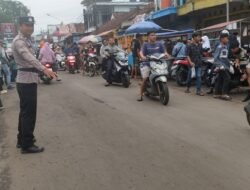Pastikan Ngabuburit Aman, Polsek Rajadesa Hadir di Tengah Keramaian Warga