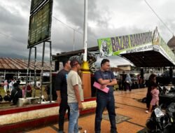 Personel Polsek Panjalu Amankan Serunya Ngabuburit di Bazar Ramadan Alun-Alun