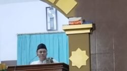 Kuliah Subuh di Desa Nasol: Ustaz Rifa’i Ingatkan Jemaah Kejar Lailatul Qadar dan Waspada Isu Sosial