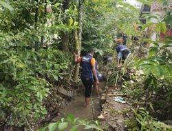 Program Asimilasi, 11 WBP Lapas Ciamis Diterjunkan Bantu Pemulihan Pasca-Banjir Pamarican