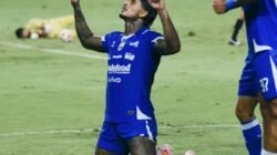 Maung Bandung Mengamuk: Pesta Lima Gol di GBLA Bungkam Keraguan