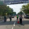 Tekan Angka Kecelakaan, Satlantas Polres Ciamis Pasang Pita Kejut di Simpang 4 Tonjong
