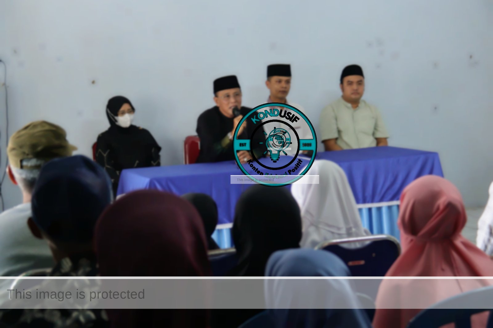 Foto: Bupati Ciamis H Herdiat Sunarya Saat Memberikan Sambutan Pada Acara  Santunan Kepada Anak Yatim