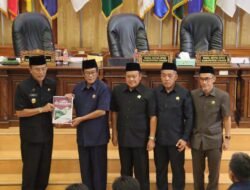 WTP 12 Kali Berturut-turut! Simak Catatan Gemilang Bupati Herdiat di Sidang Paripurna