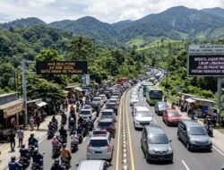 Wisatawan “Serbu” Jawa Barat, Jalur Puncak dan Lembang Diberlakukan Satu Arah