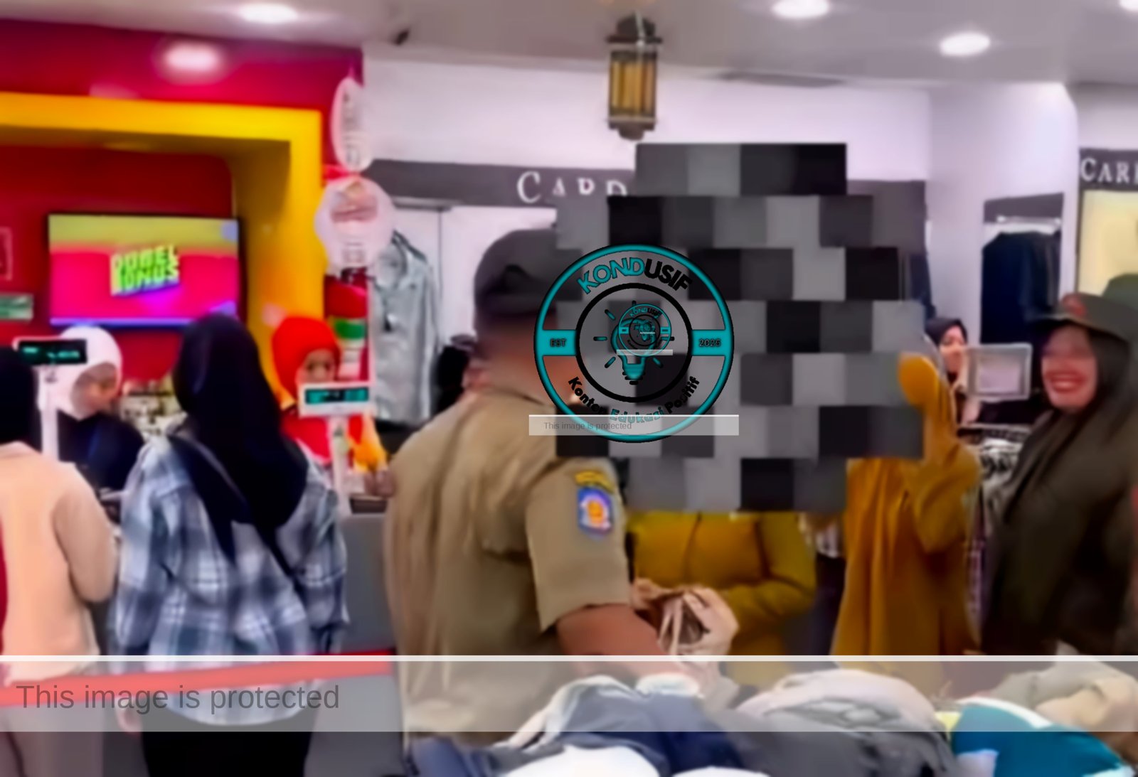 Satpol PP Ciamis saat menertibkan ASN yang "Asyik" Belanja Saat Jam Kerja, sumber foto: instagram/@satpol.pp.ciamis