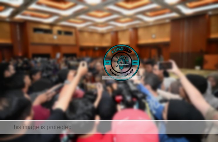 Menteri Keuangan, Purbaya saat diwawancara awak media, (sumber foto: instagram/@menkeuri)