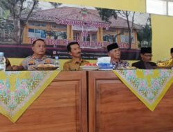 Perpisahan Hangat di Panjalu: Polisi, Ulama, dan Warga Lepas Purna Tugas Camat