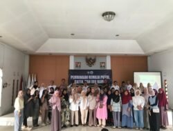 Perkuat Ketahanan Keluarga, Polsek Cikoneng Beri Pembinaan Pra Nikah dan Edukasi Remaja di Desa Cikoneng