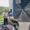 Polres Ciamis dan Pemdes Tegaskan Melintas di Jembatan Cirahong Gratis